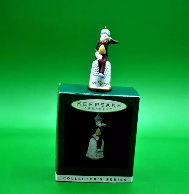 VTG Hallmark Miniature Alice In Wonderland Mad Hatter 1996 Keepsake Ornament