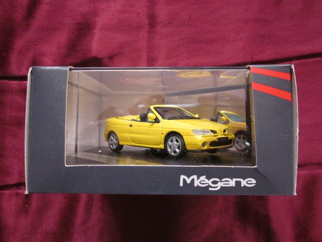 ANSON: 1/18 Renault Mégane cabriolet jaune
