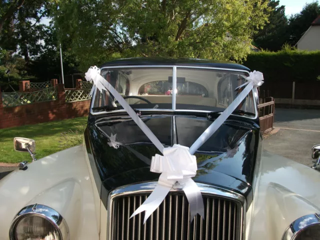 White Wedding Car Decoration Kit 3 Large Bows & 7 Metres of Ribbon FAST FREEPOST