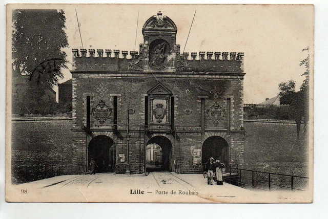 LILLE - Nord - CPA 59 - la porte de Roubaix