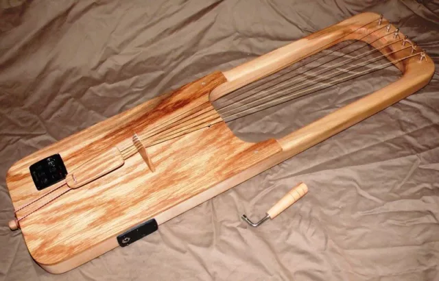 Electric Sutton Hoo Lyre Hard Maple & Red Oak