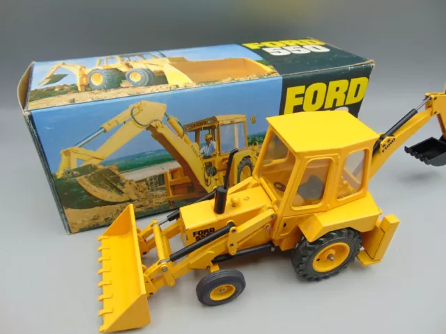 Nzg 1/32 Scale No. 161 Ford 550 Model And Box