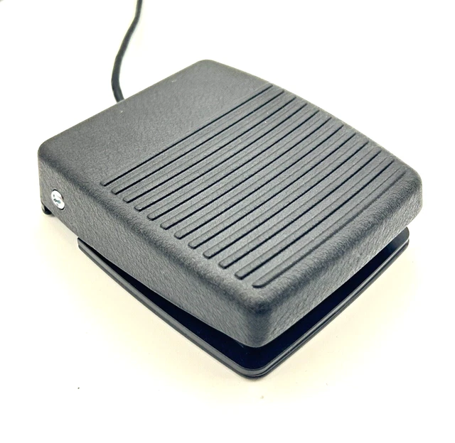 Delcom Products 903600-SM USB HID Compliant Foot Switch Pedal - NEW
