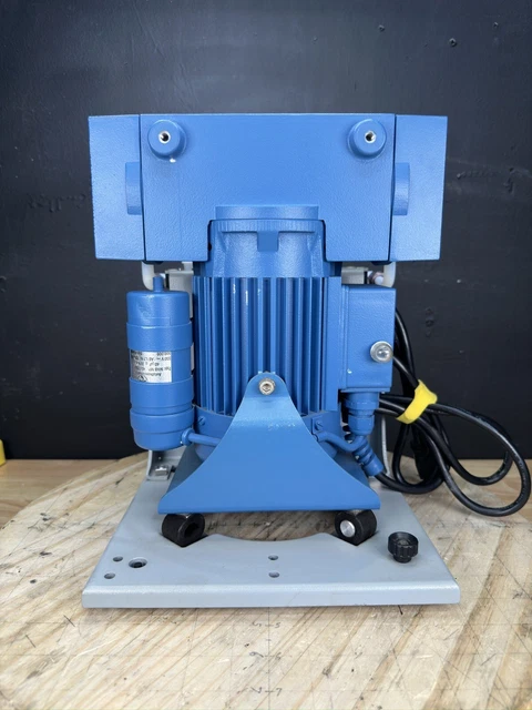 Vacuubrand MZ 2C Chemistry Diaphragm Vacuum Pump System