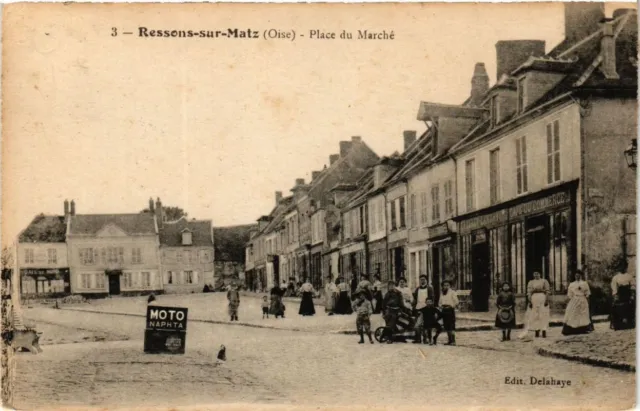 CPA RESSON-sur-MATZ Place du Marche (376960)