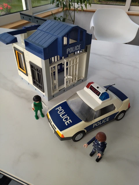 PLAYMOBIL SCÈNE SAPEURS Pompiers avec personnages équipement et masques