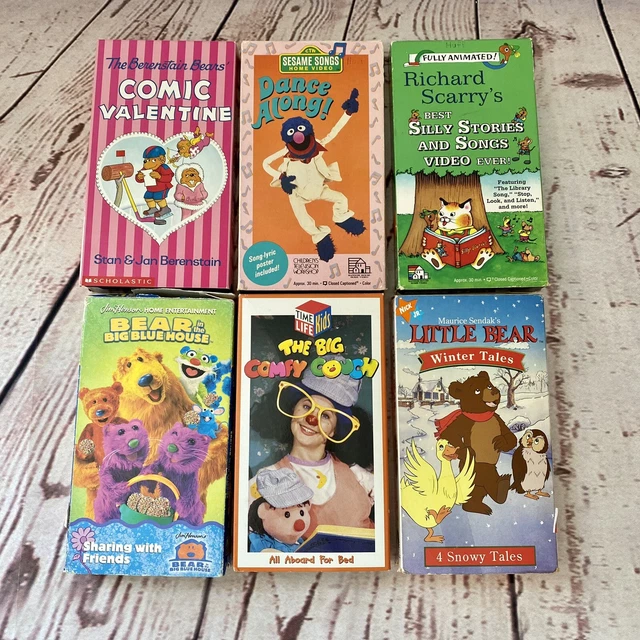 KIDS VHS TAPES LotBig Comfy Couch,Richard Scarry, Berenstain Bears