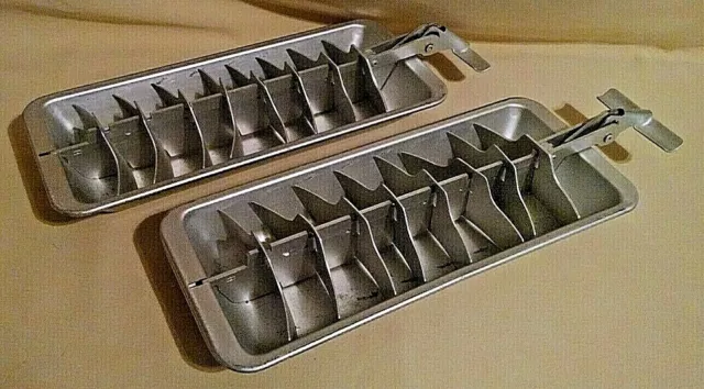 Vintage Aluminum Ice Cube Tray/ Unmarked Metal Ice Tray 