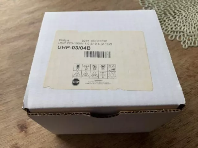 NEW GENUINE Philips OEM, UHP 220-150W  1.0 E19.5 Projector Lamp , Bulb !