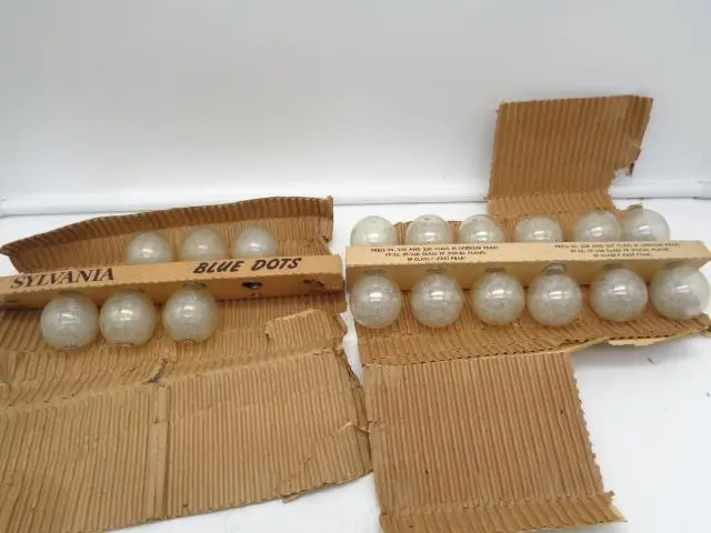 Vtg LOT of 18 Sylvania BLUE DOT Superflash Bulbs Press 25 Wabash Class M Medium 2