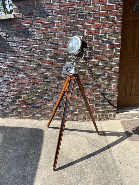 Vintage Yacht Searchlight, The Portable Light co. Half Mile Ray, Nautical Lamp