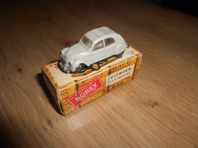 1/43 NOREV RENAULT 4L 1963 Fire EUR 54,64 - FR