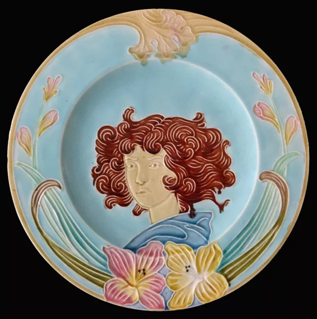 assiette au visage - barbotine art nouveau - majolica 1900