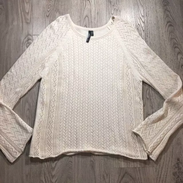 ONeill Womens Sweater Size Large Pullover Ivory Long Trumpet Sleeve