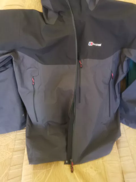BERGHAUS MENS EXTREM 5000 PZ Jacket Gore Tex Large rare Green