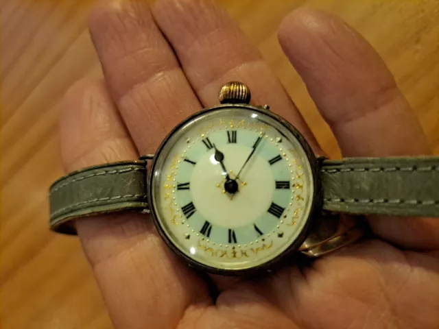Antike Armbanduhr Umbau Taschenuhr Porzellanzifferblatt vermutlich Silber Defekt 2