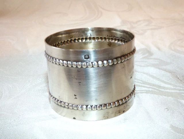 ANCIEN ROND DE Serviette en Argent Massif Poinçon Minerve Poids 38 gr