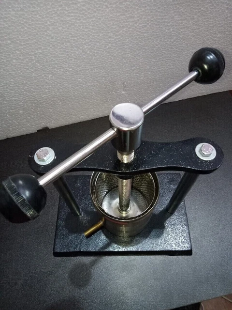 Tincture Press Extra heavy duty for making tinctures Analytical Lab Equipment