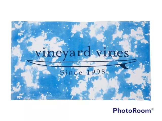 Vineyard Vines Tye Dye  Terry Beach Towel 100% Cotton 35x 60. MSRP$68.00