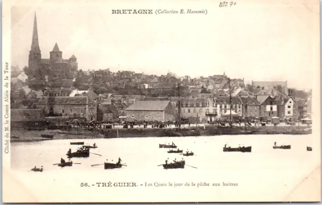 22 TREGUIER - les quais le jour de la peche aux huitres.