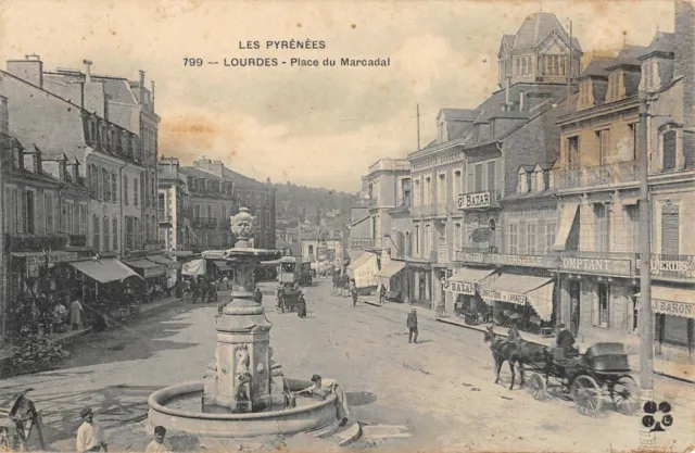 Cpa 65 Lourdes Place Du Marcadal