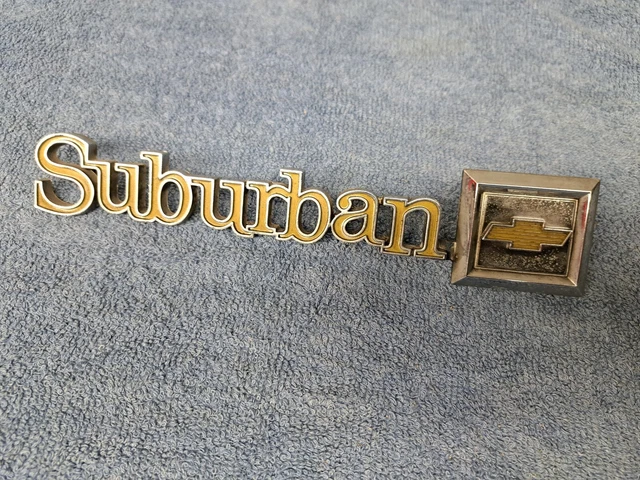 Chevrolet Suburban Rear Tail Gate Or Barn Door Emblem GM 14016626