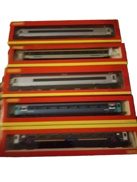 Hornby 00 Gauge Scale Model Railways. 5 Model Trains Sold As A Lot. All Boxed.