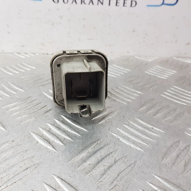 2013 HYUNDAI IX35 Mk1 Glow Plug Relay 368332F155 £37.99 PicClick UK