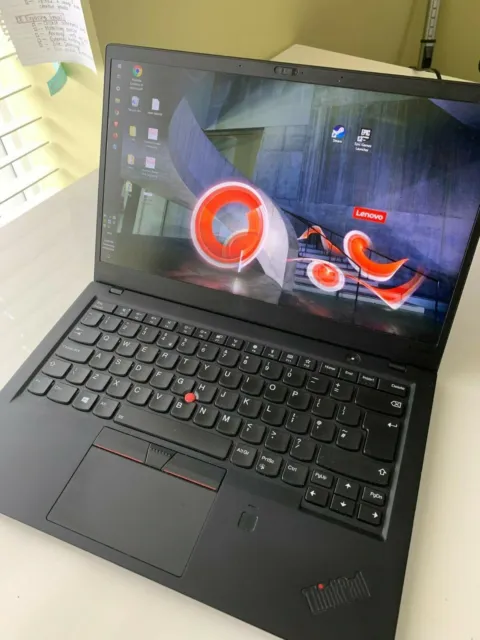 ThinkPad X1 Carbon 6th Gen - 1080p, i5-7300U, 8gb, 256gb