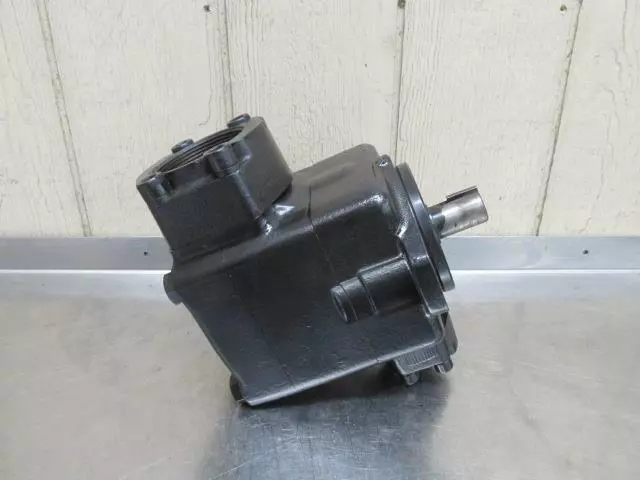 Vickers 45V42A-1A22R Hydraulic Vane Pump 65.53 GPM @ 1800 RPM 8.41 cu.in/r