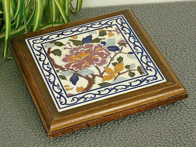 Ancien Dessous Sous De Plat En Bois Et Carreau Faïence De Gien Modèle Pivoines