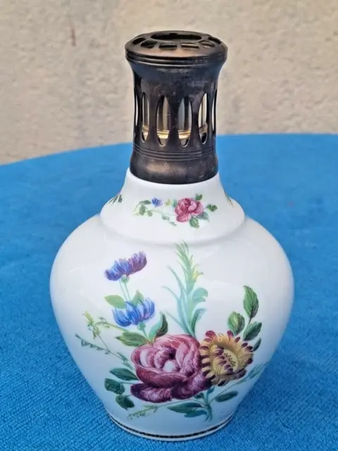 Belle lampe berger ancienne en porcelaine de Limoges / GIRAUD