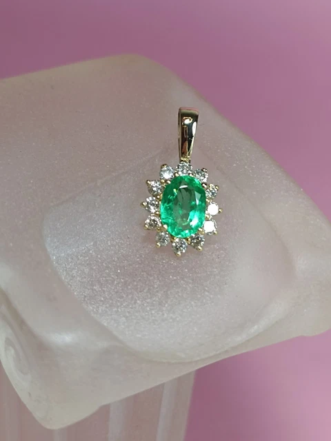 Collier Or 18 Carats - Poids 11,81 G - Chaîne Simple - Occasion - Substance Animale Blanche (détail)