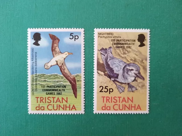 Tristan-da-Cunha 2 valeurs Surchargé Jeux Commonwealth Oiseau neuf MNH 1982