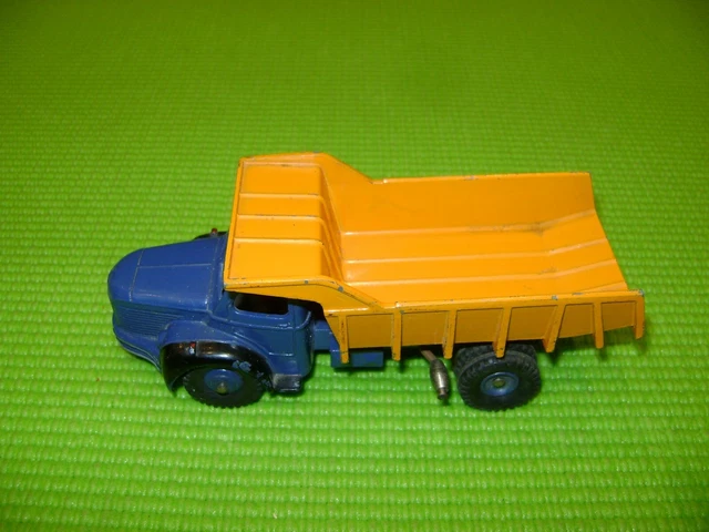 Berliet benne carrières, Dinky Toys FR n° 580, version Type 2