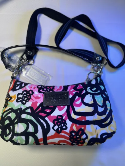Women’s Coach Poppy Graphic Blossom Groovy Shoulder Bag/ Handbag. No. 15590 New!