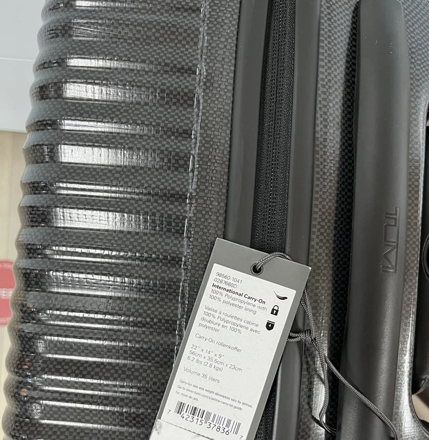 TUMI Latitude international Luggage  Suitcase BLACK