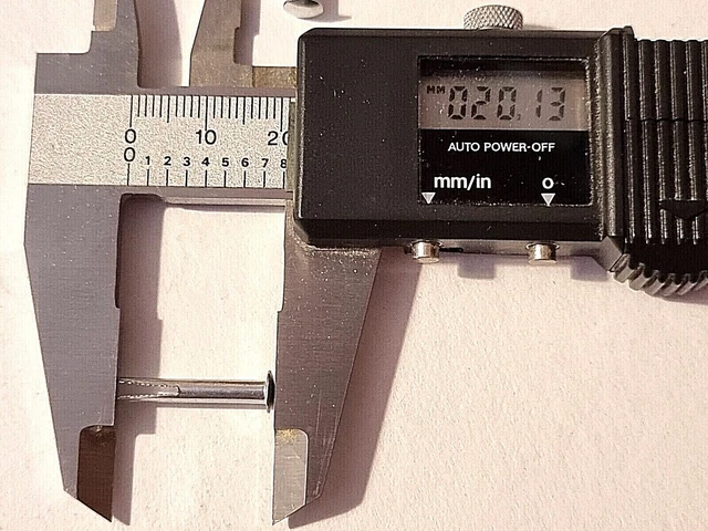 Rivetti biforcati lunghi 20 mm gambe divise nichelate veicolo ripristino spedizione gratuita