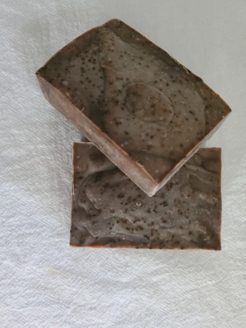 10 barras de jabón de leja de café sin aroma; sin colores añadidos. 3,15 oz. barras