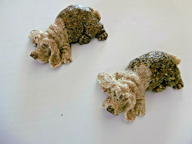 Couple De Chiens En Moulage Sable     (M254)