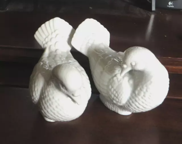 2 Carved Alabaster Doves White Doves, A. Santini of Italy 5x3x4" Tall