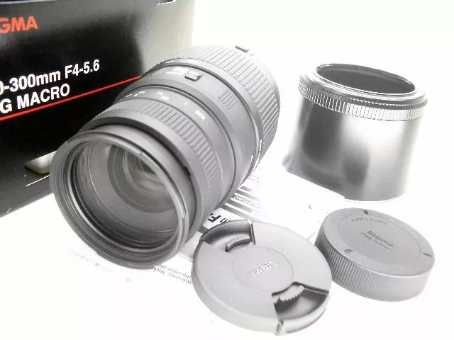 70-300mm Tele Zoom Makroobjektiv SIGMA DX FX Macro F4-5.6DG für Nikon F-Mount