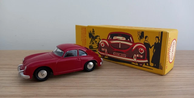 Porsche 356A Miniature Quiralu – Rouge, échelle 1/43, Métal, Production Récente, état Neuf