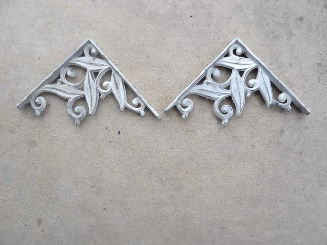 Vintage 7" Cast Iron Metal Victorian Style Shelf Mantle Bracket Parts