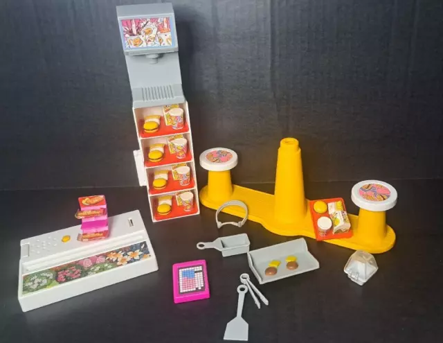 Barbie McDonald's Drive-Thru Restaurant Playset 1994 Parts/replacement Pieces Barbie McDonald's Drive-Thru Restaurant Playset 1994 Parts/replacement Pieces