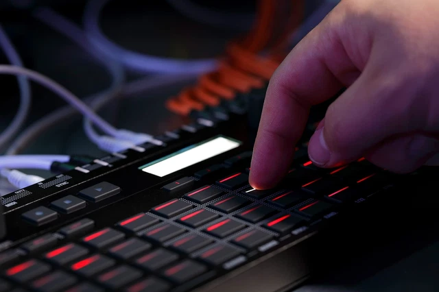 KORG SQ-64 Polyphonic Step Sequencer Sampler & Sequenzer Audio Tool TEILDEFEKT 7