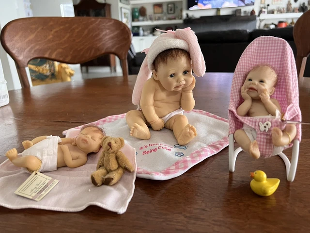 Ashton Drake Collection  picture perfect babies 3 Miniature Baby dolls