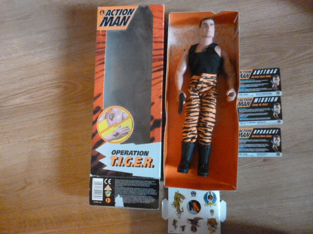 Action shop man tiger