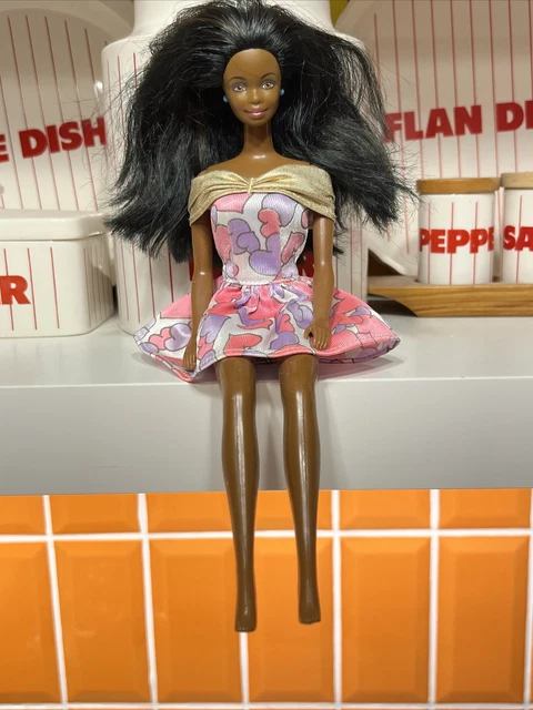 1990 VTG MATTEL Black Skin Christie Barbie Doll Friend Posable