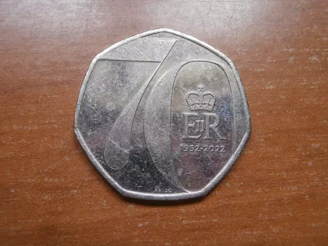 Queen Elizabeth Ii 50P Coin Platinum Jubilee